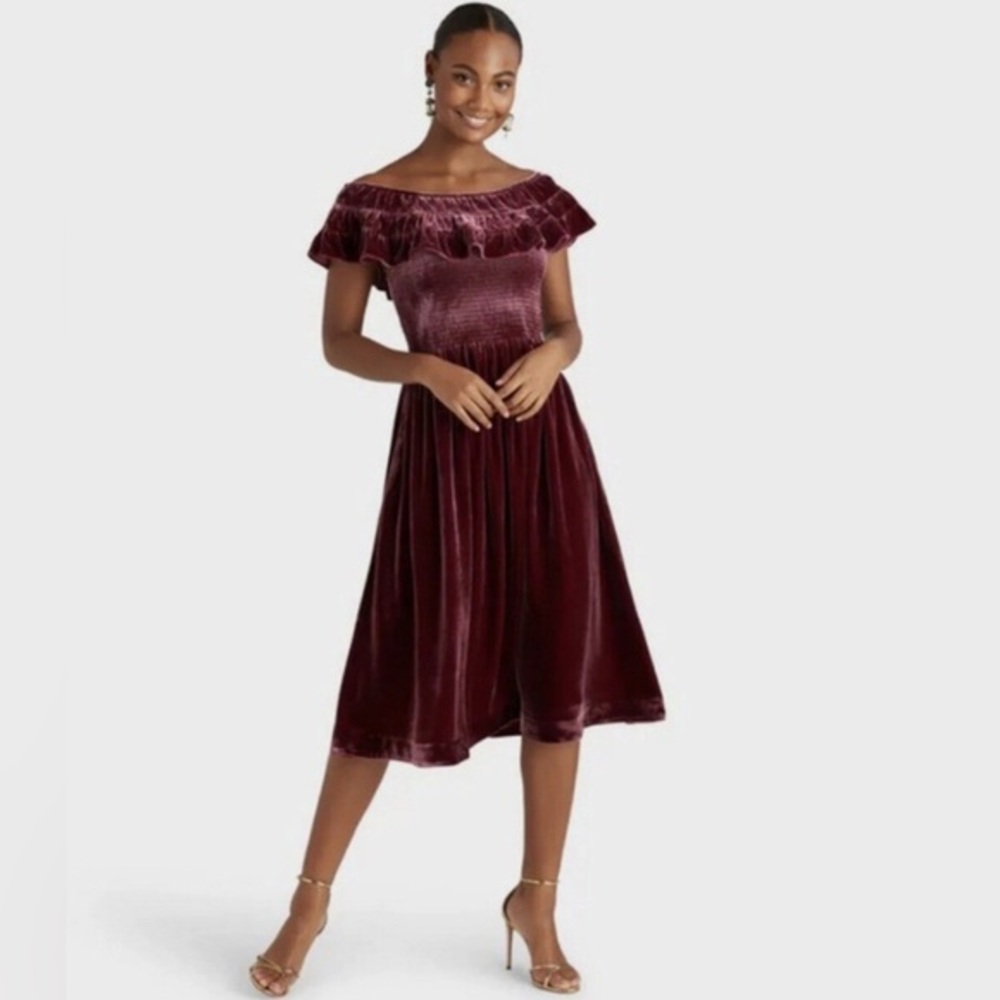 Hill House‎ The Akilah Nap Dress Women’s Size Medium Velvet Off Shoulder Midi